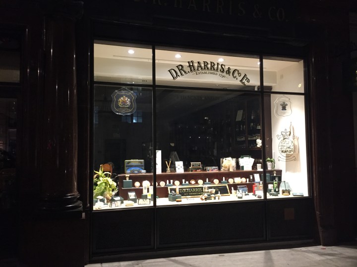 How to Smell Like a Regency Era&nbsp;Gentleman