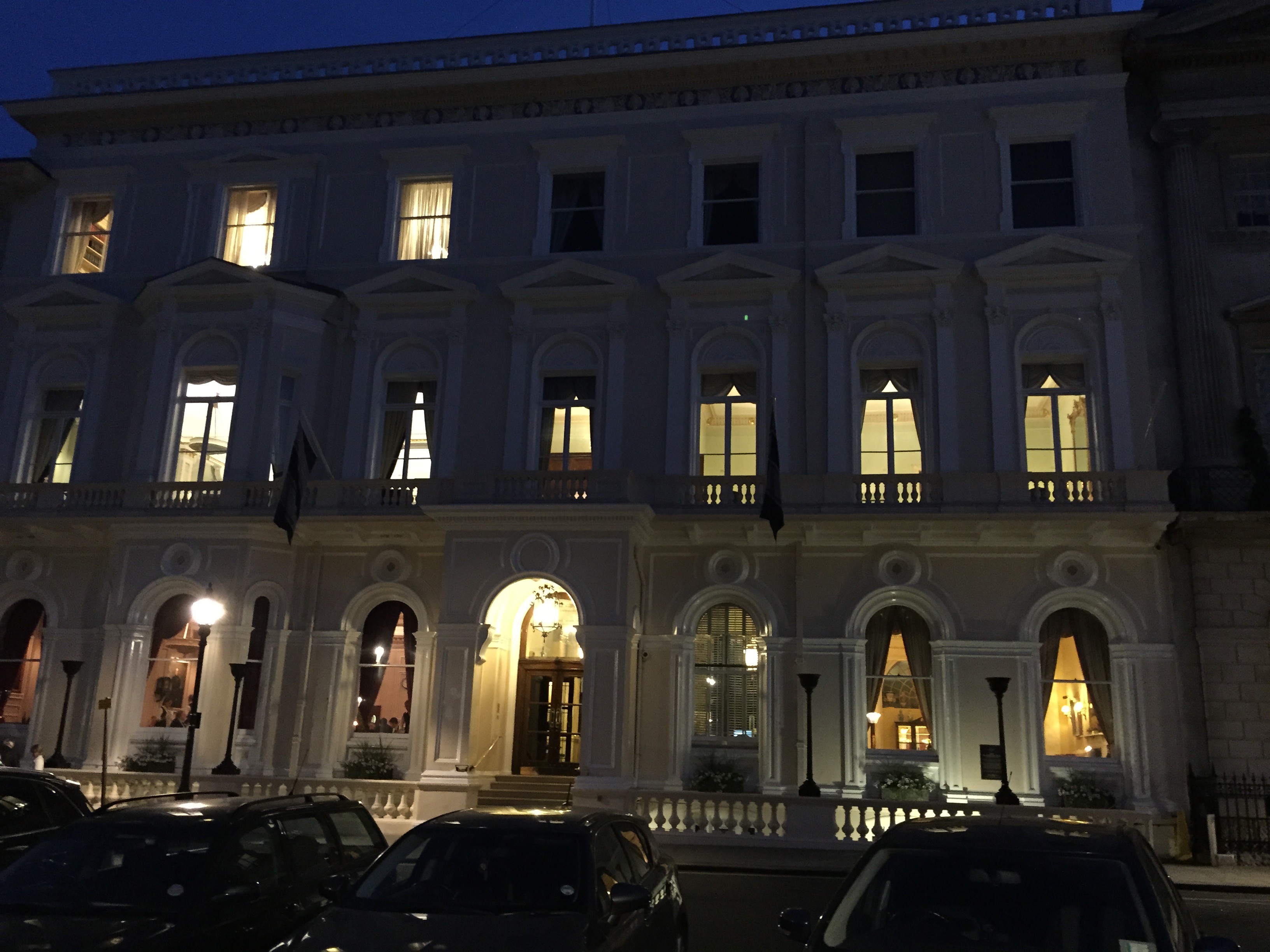 St. James’s Square: A Fashionable Regency Era Address – Laurie Benson's ...